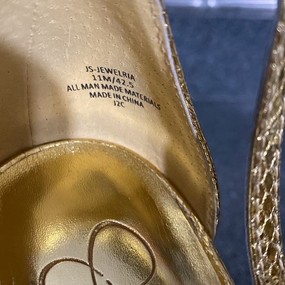 Jessica Simpson Gold Platform Heels - Picture 8 of 8